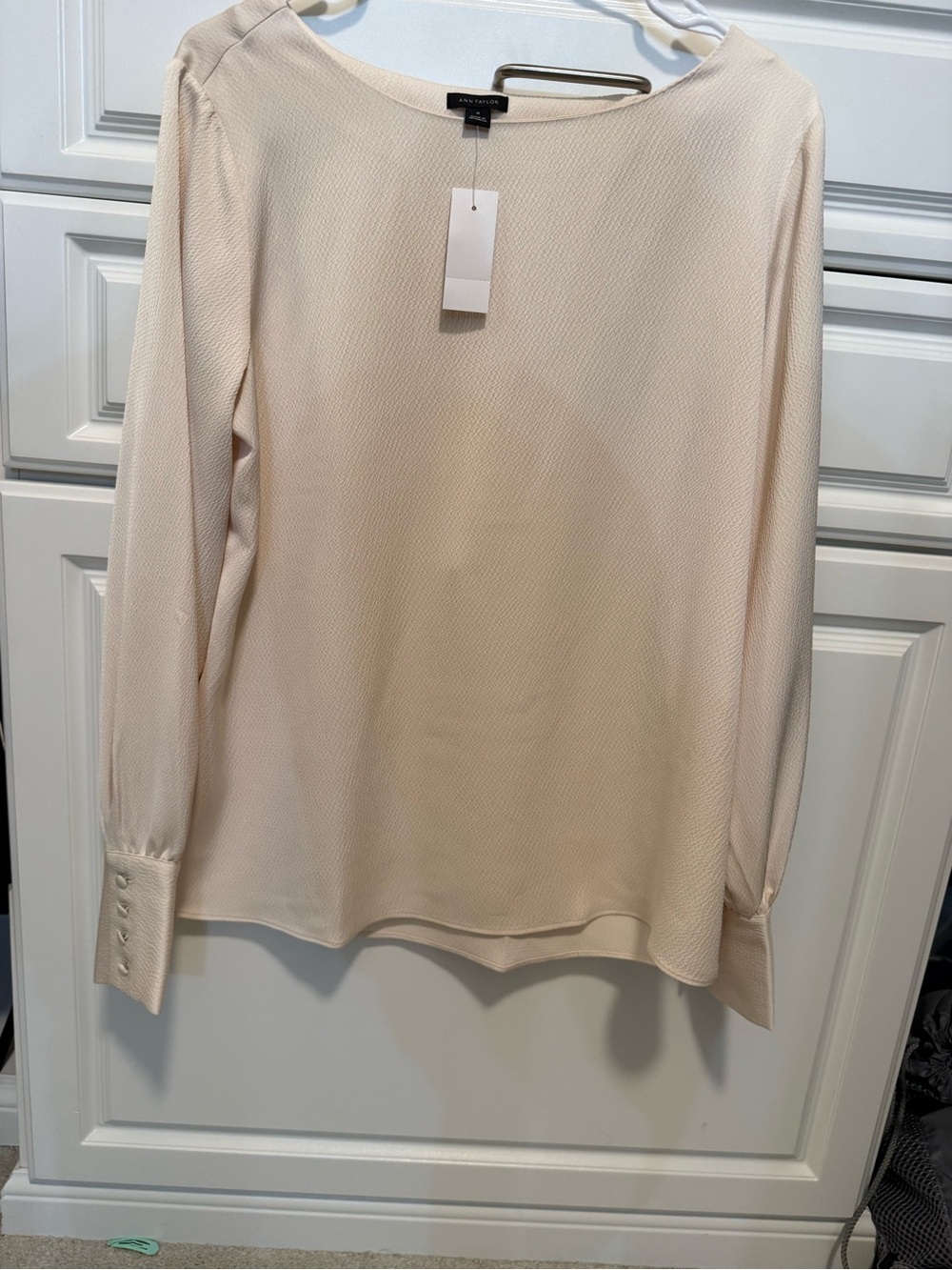 Ann Taylor Light Cream Textured Long Sleeve Top